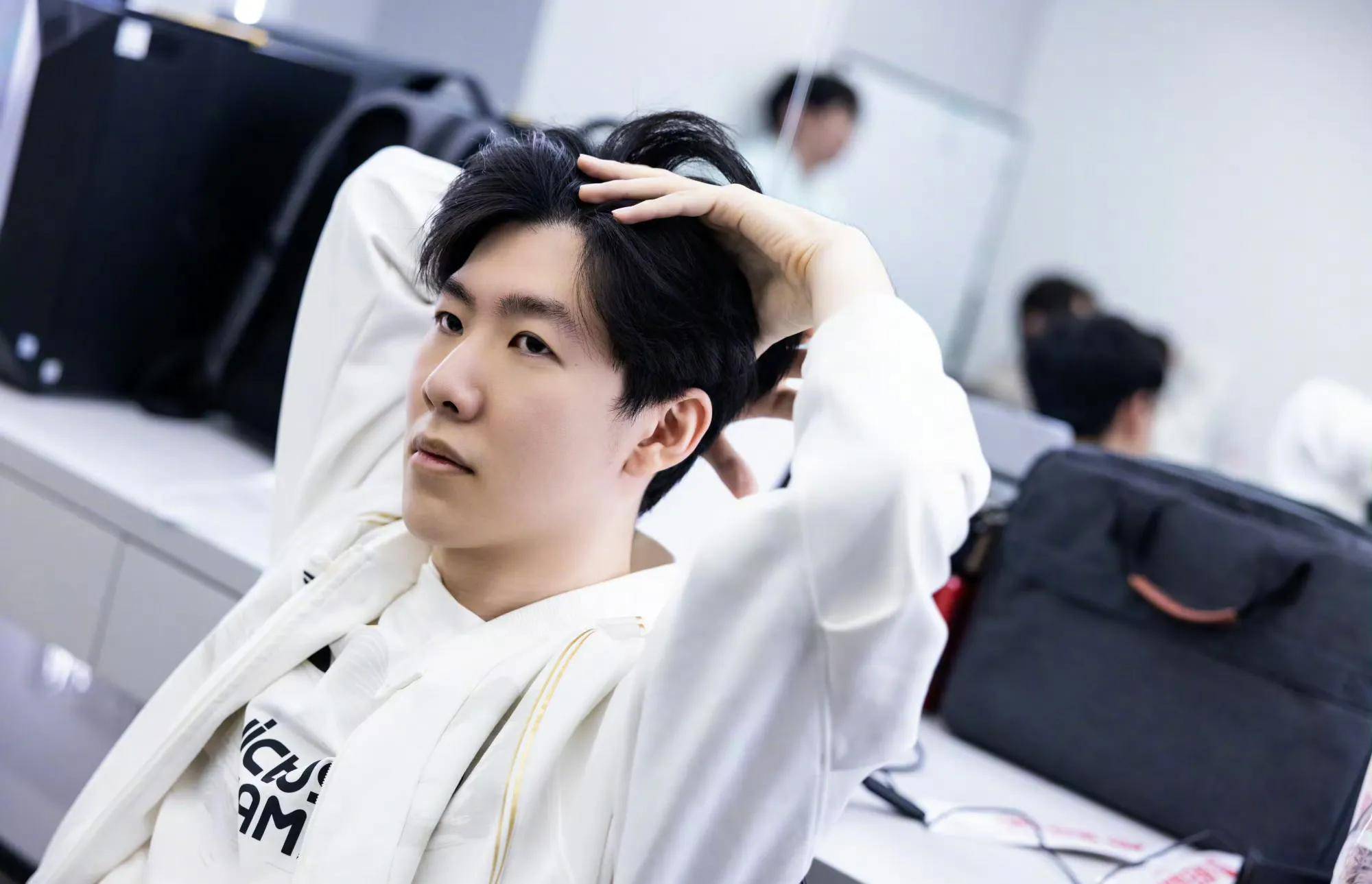 打乱防守阵 打乱防守阵