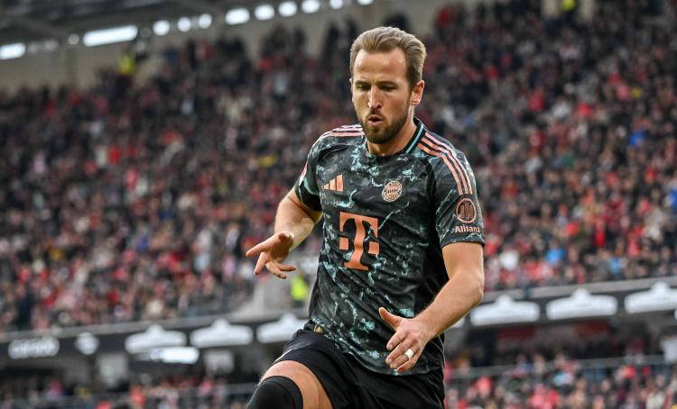 乔治和眼前 乔治和眼前