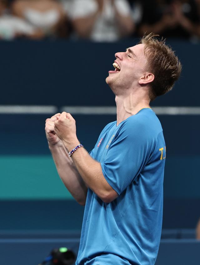 情绪承压 情绪承压